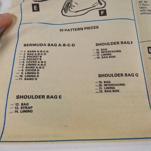 McCalls 7517 Sewing Pattern : Purses - Picture 4 of 6